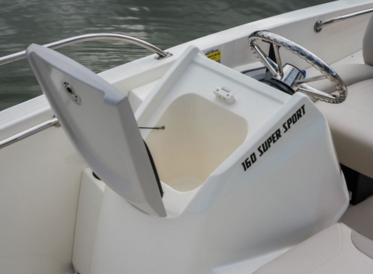 16ft Boaton Whaler Boat 2